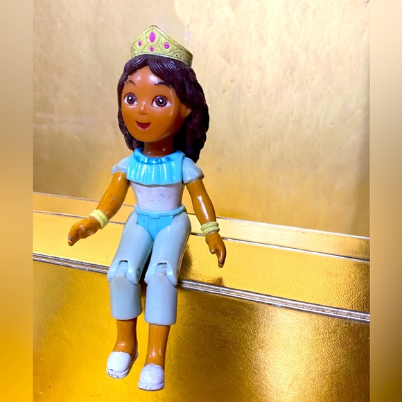 FISHER PRICE VTG 2004 DORA THE EXPLORER COUSIN DAISY DOLLHOUSE POSABLE DOLL - Picture 2 of 7